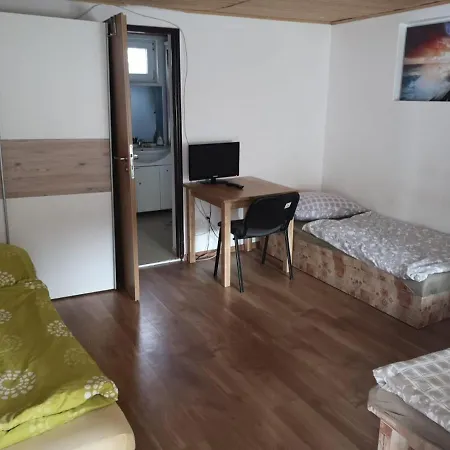 A Flat 3
